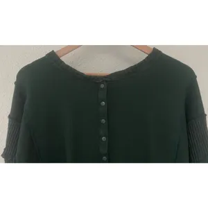 FP Movement Green Waffle Knit Slouchy Henley Top M Ribbed Oversized Thumbholes thumbnail 2