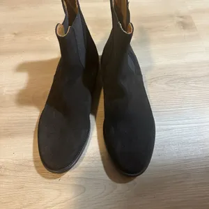 ORO Handmade in Spain‎ 6 Black Suede Leather Chelsea Ankle Boots thumbnail 3