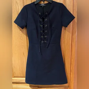 Lulus Closet Renovation Suede Lace-Up Fit & Flare Navy Blue Mini Dress Size‎ XS thumbnail 6