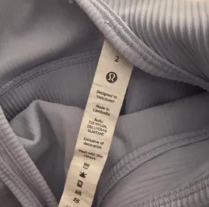 Lululemon thumbnail 3
