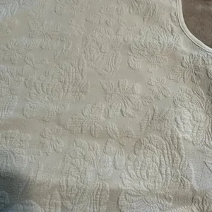 Salanta Cropped Sleeveless Top Size Medium 6 White Tank Bridal thumbnail 2
