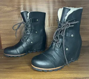 Sorel Joan of Arctic Mid Lace Up Wedge Black Leather Shearling Lux Women’s 10 thumbnail 1