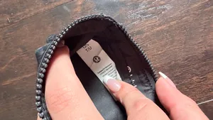Lululemon Capable card pouch thumbnail 5