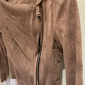 Zara suede feel tan zip up jacket EUC thumbnail 3