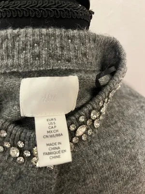 H&M Light Grey Melange Rhinestone Embellished Cardigan Size S NWOT thumbnail 4