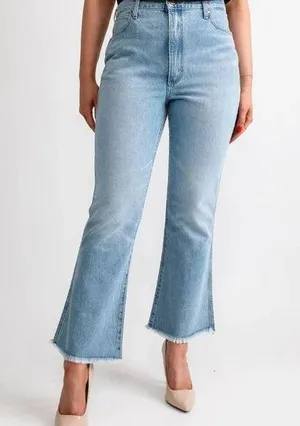 Wrangler Wrock 672 High Rise Kick Flare Jeans Light Wash Blue Cowgirl Size 30x28 thumbnail 1