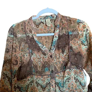 Bke Buckle Womens Size Medium Sheer Bohemian Print Button Blouse Top thumbnail 2