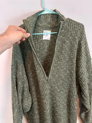 Offline by Aerie Chunky Knit 3/4 Zip Sweater Thumbhole Oversized Sweater Large thumbnail 4