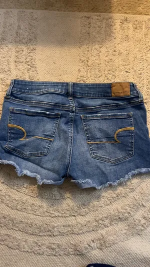 American Eagle Shorts Denim thumbnail 2