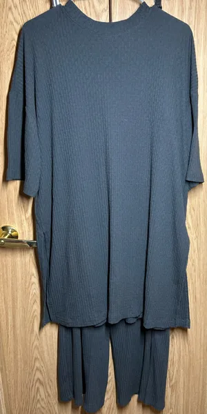 Dressed In LaLa Size XL Grey Waffle Knit Wide Leg Pants Outfit thumbnail 1