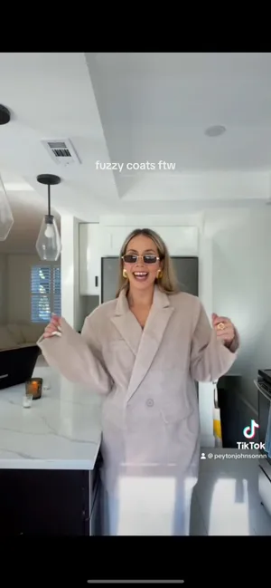 Pretty Little Thing Beige Textured Oversized Blazer Coat thumbnail 2