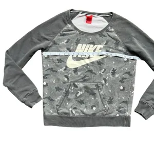 Nike Tech Sweatshirt Gray Camo Pullover Kangaroo Pocket Scoop Neck Medium thumbnail 4