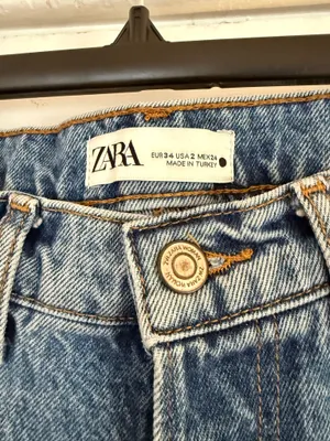 ZARA High-Rise Jeans thumbnail 2