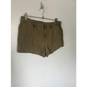 Hinge Shorts Cuffed Olive Green Stretch Mini Size Small Small Pockets thumbnail 2