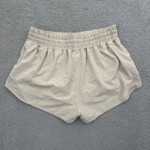 Lululemon Hotty Hot High Rise Shorts 2.5" Taupe Athletic Athleisure Women's 8 thumbnail 2