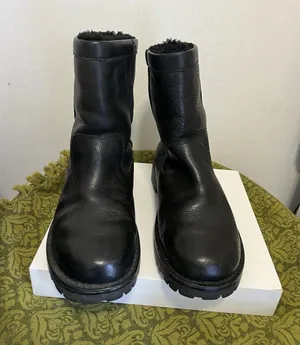 UGG Size 8US Women Shearling Black Boot 5144 thumbnail 1