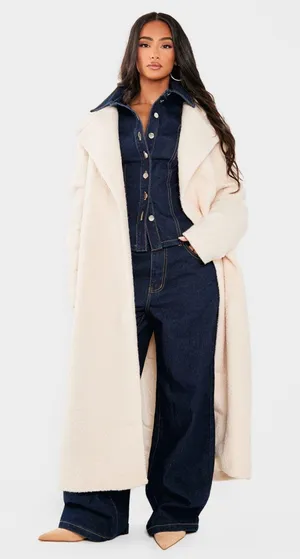 Pretty Little Thing PETITE CREAM BORG MAXI COAT thumbnail 1