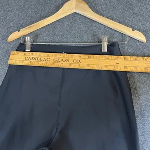 Old‎ Navy Active PowerSoft Extra High Rise Flare Leggings Black Womens Medium thumbnail 6