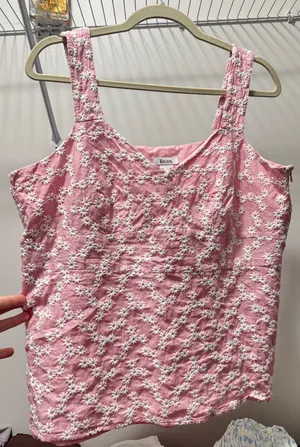 Liz & Co Top thumbnail 1