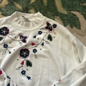 Vintage BonWorth White Embroidered Sweater Crew Neck thumbnail 2
