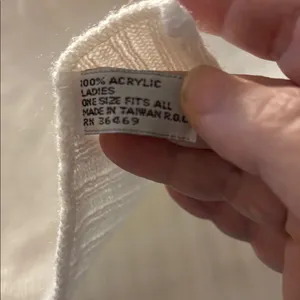FINAL MARKDOWN White Knit Dicky thumbnail 3