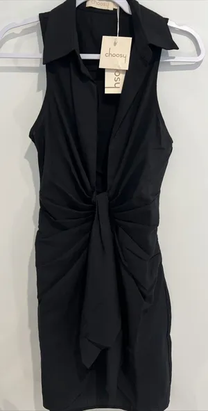 NWT Choosy Sleeveless Black Mini Dress Size 0 Deep VNeck Tie Waist Crosby Street thumbnail 1
