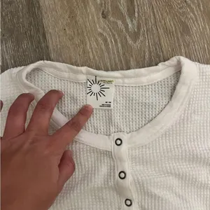 Aerie Offline Waffle Henley thumbnail 2