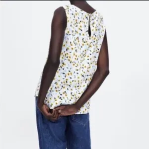 Zara White Black Lace Inset Blue and Yellow Floral Tank Top Blouse XS thumbnail 2