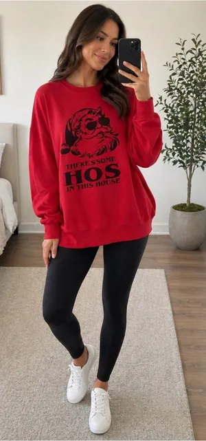 Gildan Red Graphic Sweatshirt Vibrant Cotton Blend Christmas thumbnail 1