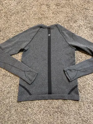 Lululemon Swiftly Tech Long-Sleeve Shirt 2.0 *Waist Length size 4 thumbnail 4