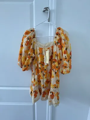 Nicole Miller Artelier Floral Puff Sleeve Blouse Size S thumbnail 2