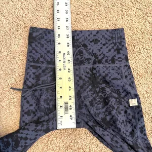 Vuori Daily XS high rise Ocean Shibori athletic legging P 3627 thumbnail 6