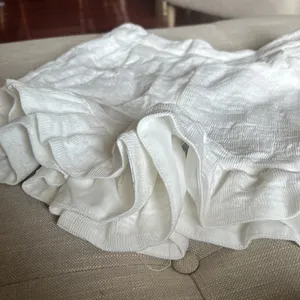 NWT‎ Endless Rose White Flutter Hem Textured Shorts thumbnail 3