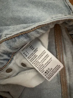 American Eagle Super High-Rise Wide-Leg Baggy Jeans Size 4 Short thumbnail 3