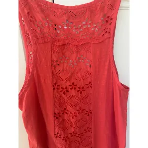 Lucky Brand Womens Coral Red Eyelet Lace Henley Tank Top Sleeveless Shirt Medium thumbnail 6