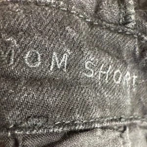 American Eagle Black Paperbag Mom Jean Shorts thumbnail 4