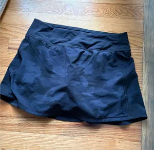 Lululemon page rival tennis skirt  thumbnail 1