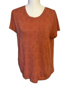 Athleta Women’s T-Shirt Sz L thumbnail 1