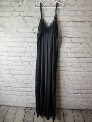 NWT the vintage twin Black Lace-Trim Slip Dress - Women's Intimates thumbnail 2