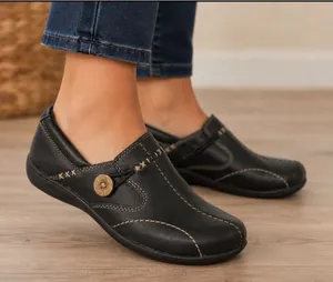 Clarks Womens Black Leather Button Slip On Loafers Shoes Size 5M thumbnail 1