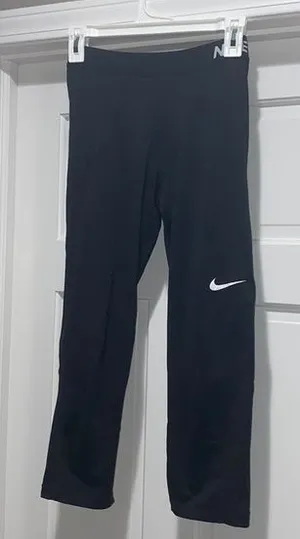 Nike Pro Black Leggings Size‎ Medium thumbnail 1