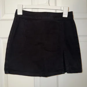 Princess Polly Lioness Mini Skirt thumbnail 1
