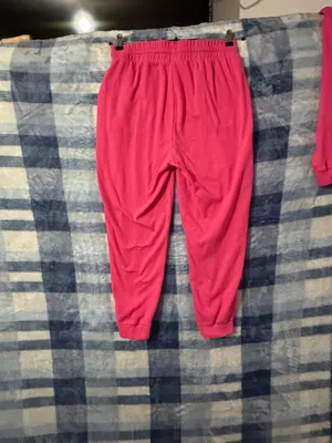 Color Alien Women's Pink Crewneck Sweatshirt and Jogger Lounge Set thumbnail 16
