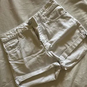 TNA White Shorts Aritzia Denim thumbnail 7