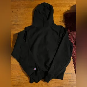 Black sweatshirt thumbnail 3