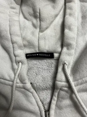 Brandy Melville White Cropped Zip Up Hoodie thumbnail 4