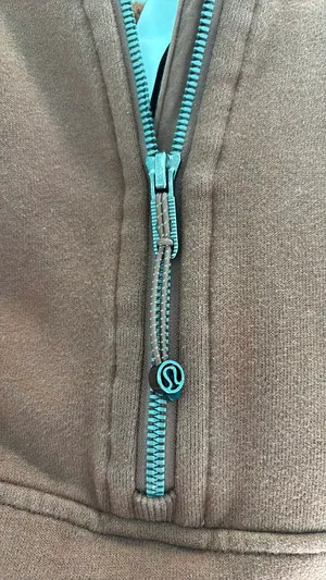 Lululemon Cropped Scuba Half-Zip thumbnail 4