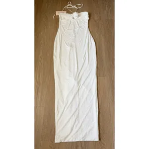 Oh Polly Dress Womens 8 White halter Rose Maxi dress thumbnail 3
