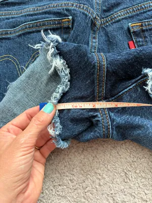 Levi’s 501 Denim Shorts Cut-Off thumbnail 5