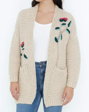 Alya Floral Chunky Knit Sweater Cardigan Embroidered Flowers in Cream Size S thumbnail 1